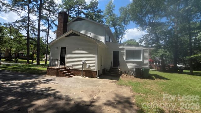 6504 Olde Savannah Road, Charlotte, NC 28227