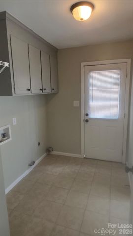 6504 Olde Savannah Road, Charlotte, NC 28227