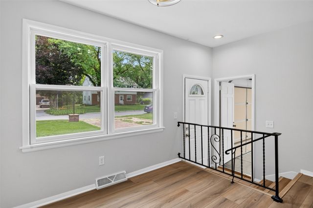1411 Harding Avenue, Ames, IA 50010