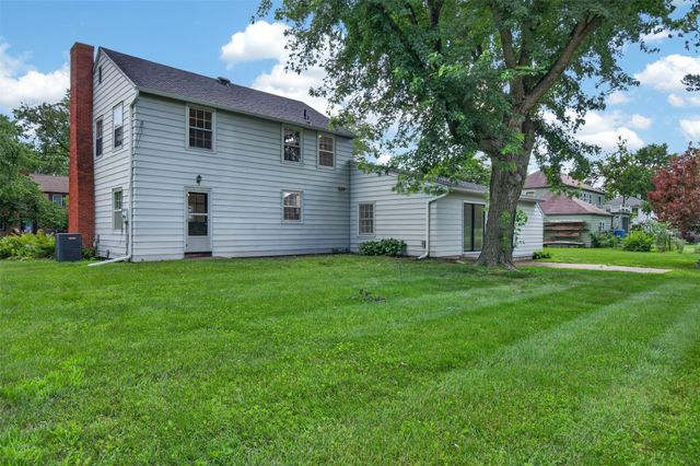 1411 Harding Avenue, Ames, IA 50010