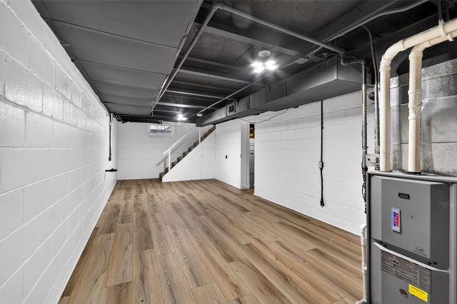1411 Harding Avenue, Ames, IA 50010