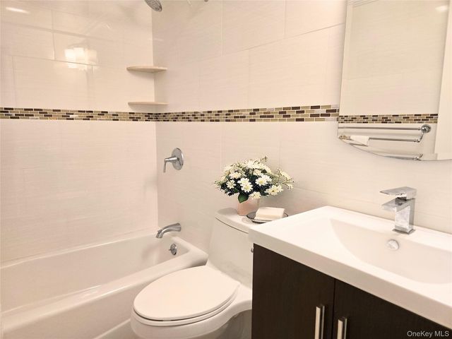 2585 Farsund Drive, Yorktown Heights, NY 10598