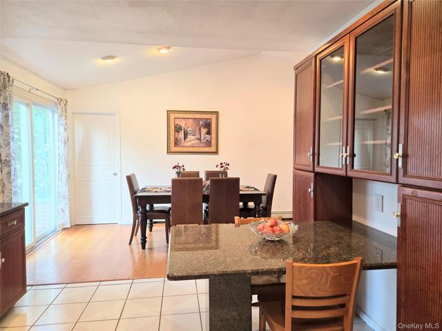 2585 Farsund Drive, Yorktown Heights, NY 10598