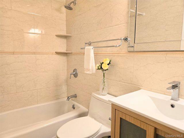 2585 Farsund Drive, Yorktown Heights, NY 10598