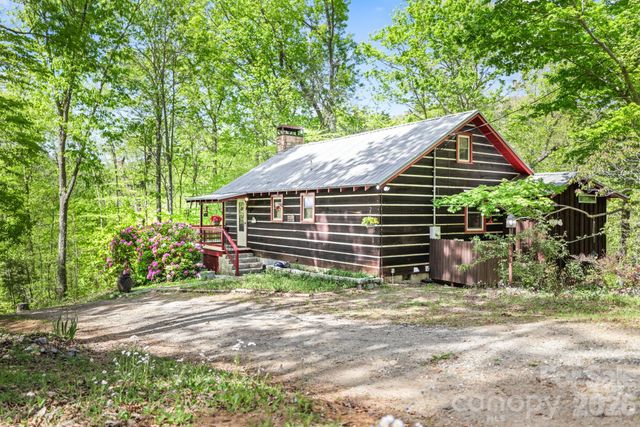 80 Corbin Hills Drive, Franklin, NC 28734