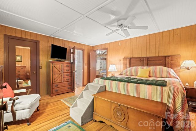 80 Corbin Hills Drive, Franklin, NC 28734