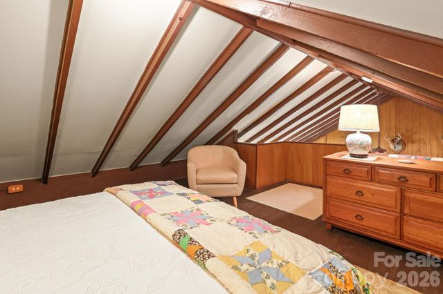 80 Corbin Hills Drive, Franklin, NC 28734