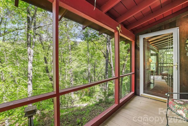 80 Corbin Hills Drive, Franklin, NC 28734