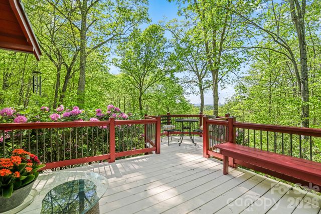 80 Corbin Hills Drive, Franklin, NC 28734