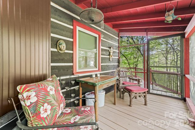 80 Corbin Hills Drive, Franklin, NC 28734