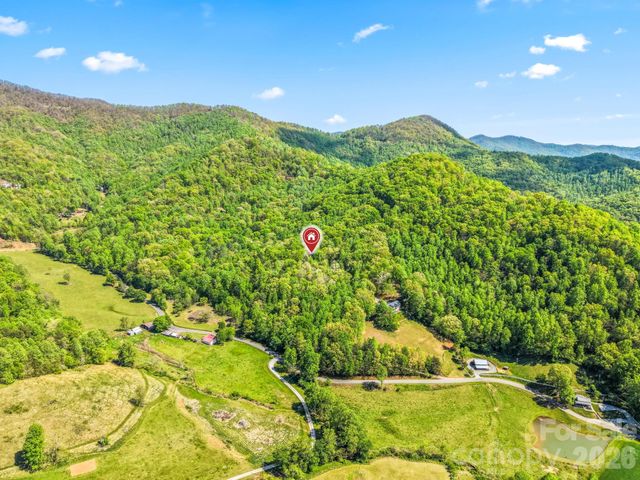 80 Corbin Hills Drive, Franklin, NC 28734
