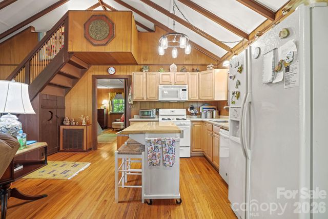 80 Corbin Hills Drive, Franklin, NC 28734