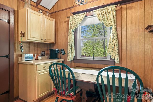 80 Corbin Hills Drive, Franklin, NC 28734