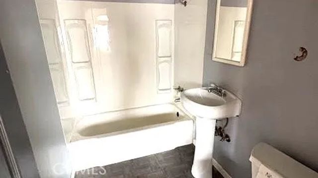 15404 Seals, Victorville, CA 92394