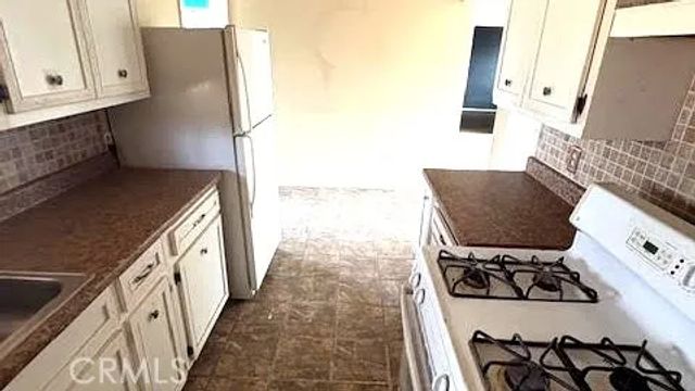15404 Seals, Victorville, CA 92394