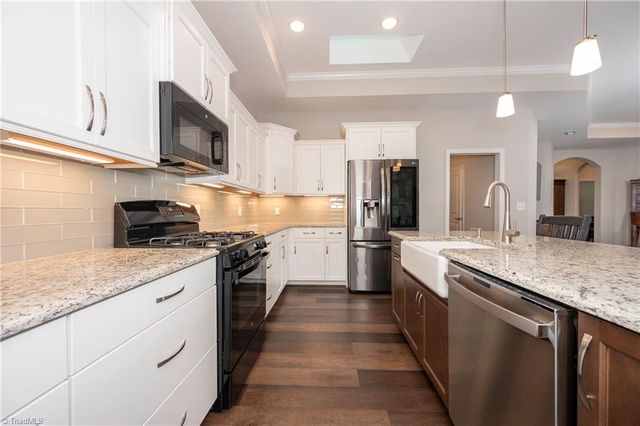 424 Waterton Way, Kernersville, NC 27284