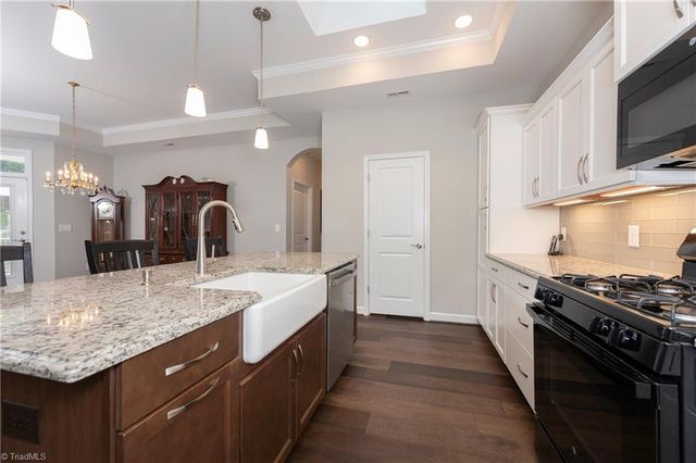 424 Waterton Way, Kernersville, NC 27284