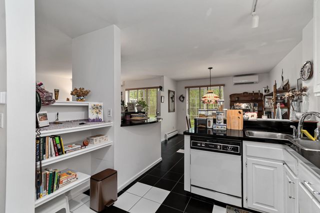 26 Lake Forest Drive, Burlington, VT 05401