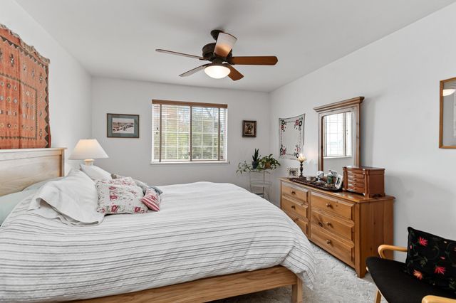26 Lake Forest Drive, Burlington, VT 05401