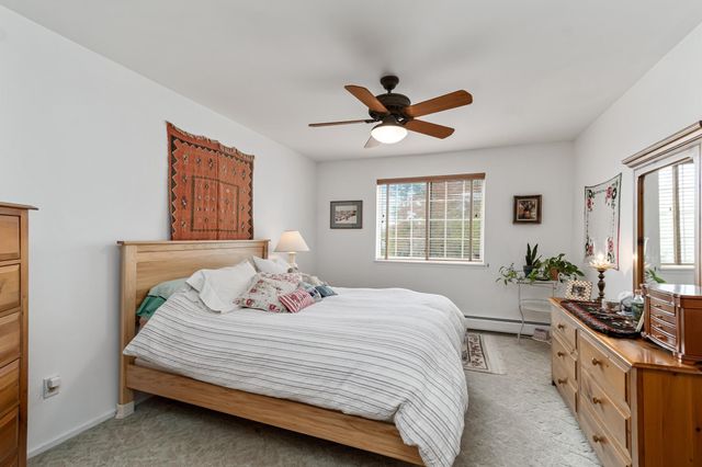 26 Lake Forest Drive, Burlington, VT 05401