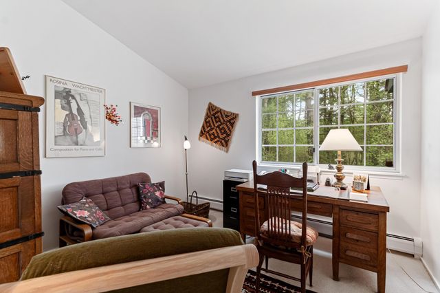 26 Lake Forest Drive, Burlington, VT 05401