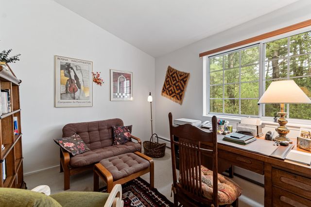 26 Lake Forest Drive, Burlington, VT 05401