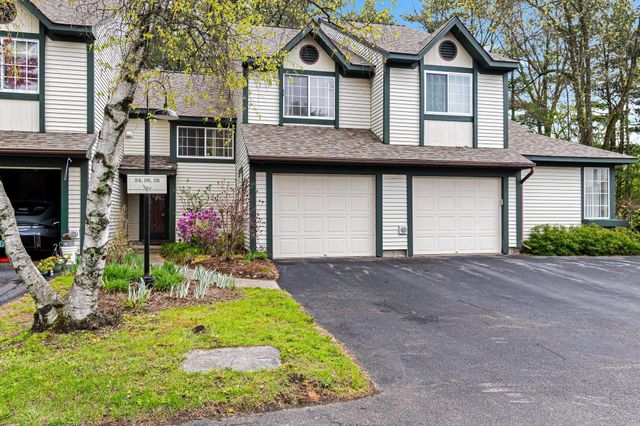 26 Lake Forest Drive, Burlington, VT 05401