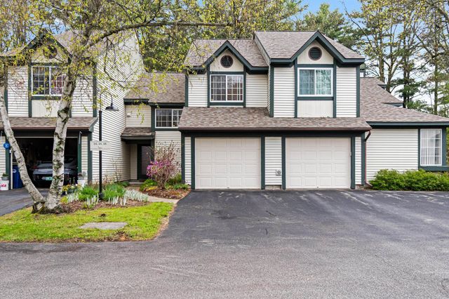 26 Lake Forest Drive, Burlington, VT 05401