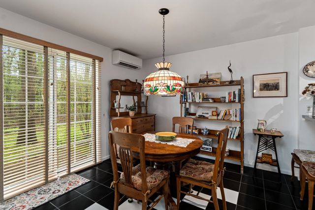 26 Lake Forest Drive, Burlington, VT 05401