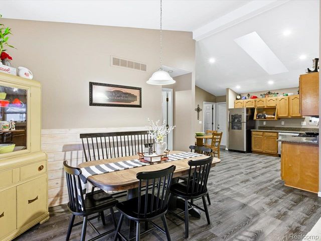 242 Forest Lane, Marysville, MI 48040