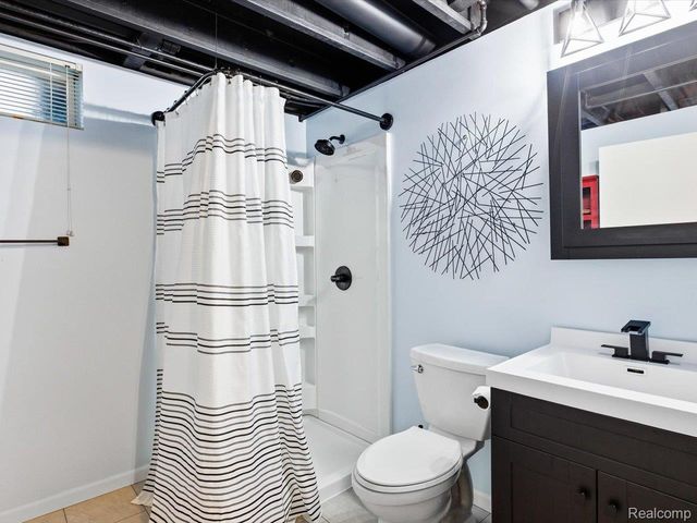 242 Forest Lane, Marysville, MI 48040