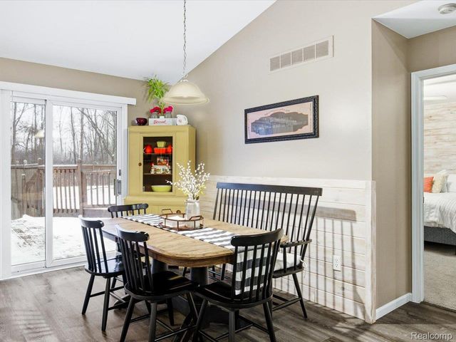 242 Forest Lane, Marysville, MI 48040