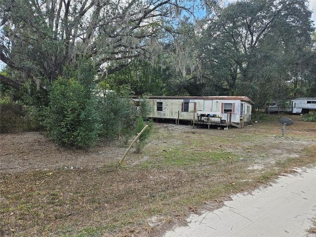 15950 NE 4TH PLACE, Williston, FL 32696