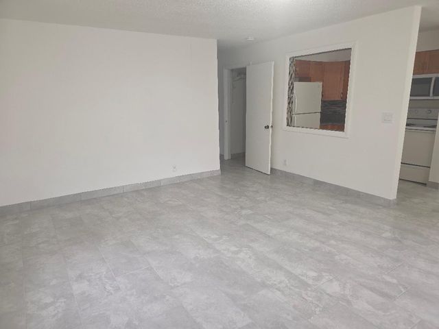 3640 NE 1ST Avenue 3, Oakland Park, FL 33334