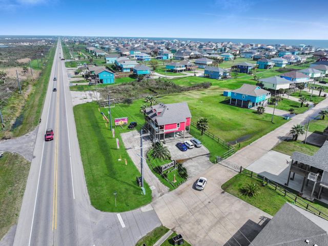 970 Surfside Drive, Crystal Beach, TX 77650