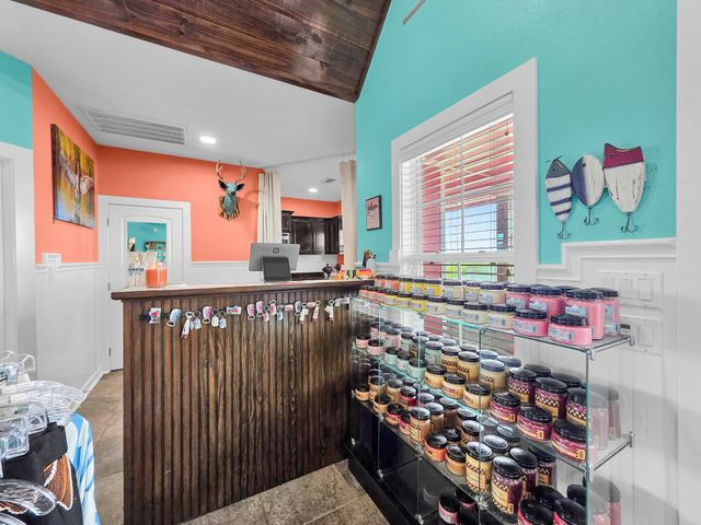 970 Surfside Drive, Crystal Beach, TX 77650