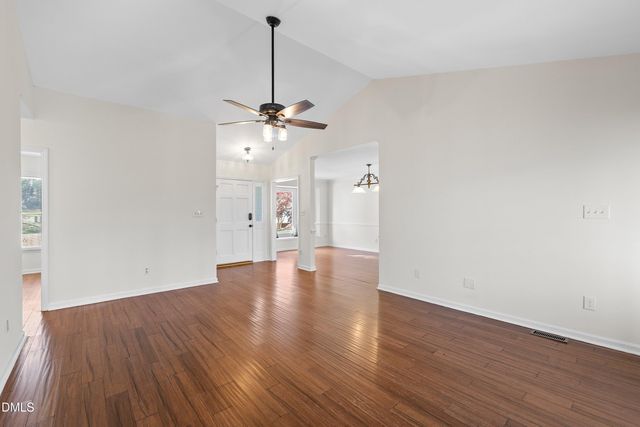 112 Rock Pointe Lane, Cary, NC 27513