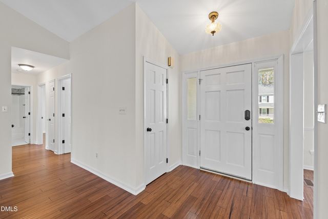 112 Rock Pointe Lane, Cary, NC 27513