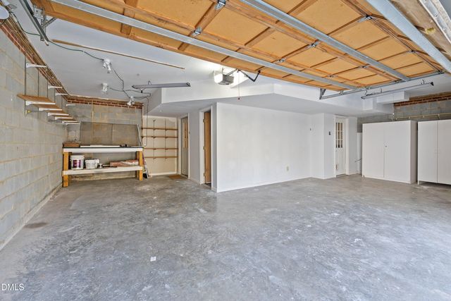 112 Rock Pointe Lane, Cary, NC 27513