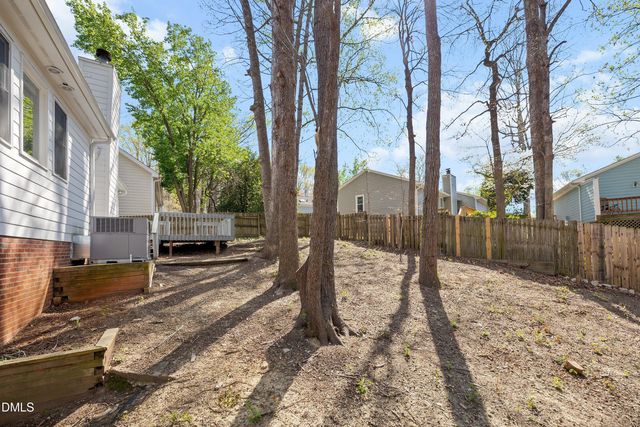 112 Rock Pointe Lane, Cary, NC 27513