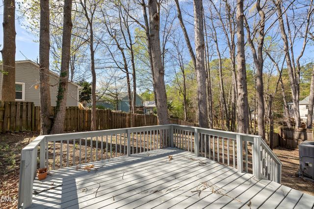 112 Rock Pointe Lane, Cary, NC 27513