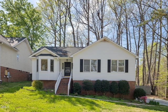 112 Rock Pointe Lane, Cary, NC 27513