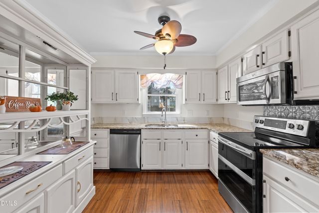 112 Rock Pointe Lane, Cary, NC 27513