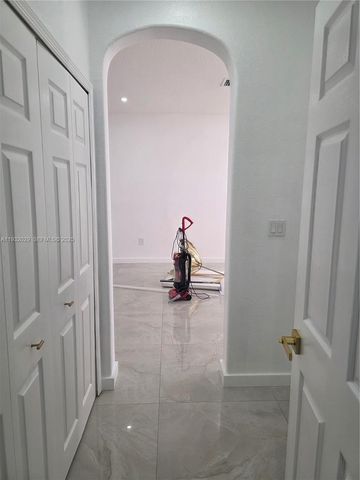 16643 SW 80th Ter 16643, Miami, FL 33193