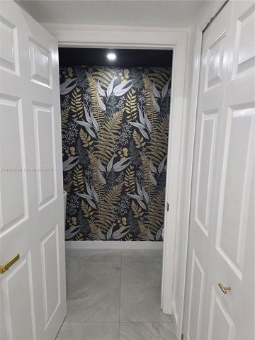 16643 SW 80th Ter 16643, Miami, FL 33193