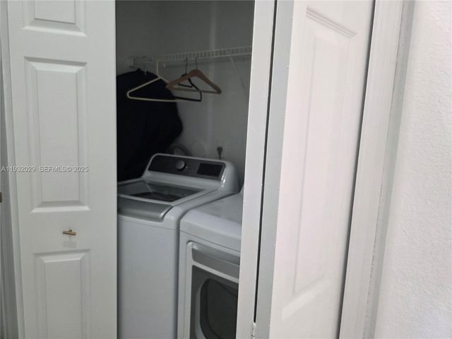 16643 SW 80th Ter 16643, Miami, FL 33193