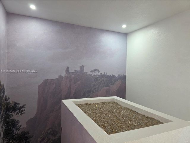 16643 SW 80th Ter 16643, Miami, FL 33193