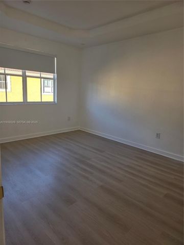 16643 SW 80th Ter 16643, Miami, FL 33193