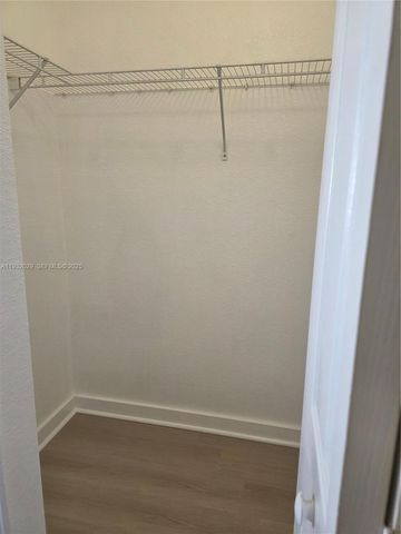 16643 SW 80th Ter 16643, Miami, FL 33193