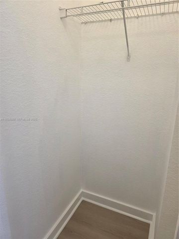 16643 SW 80th Ter 16643, Miami, FL 33193